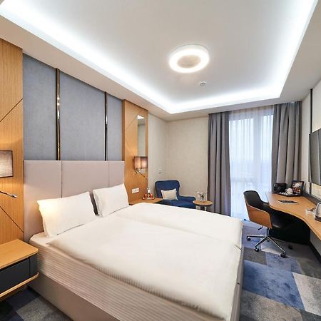 Wens Hotel ไมนซ์ ภายนอก รูปภาพ